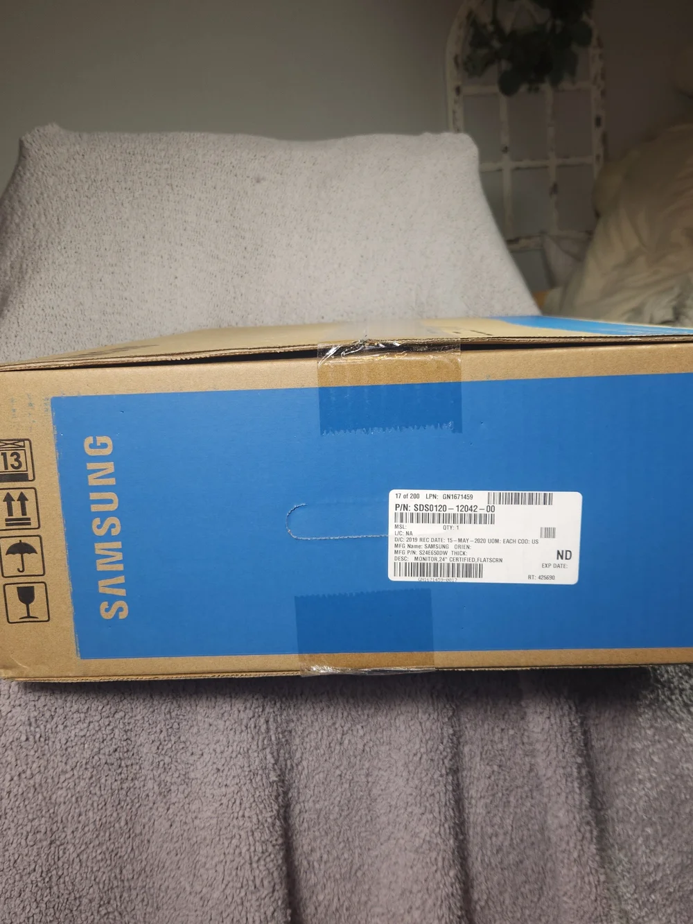 Samsung S24E650DW 24